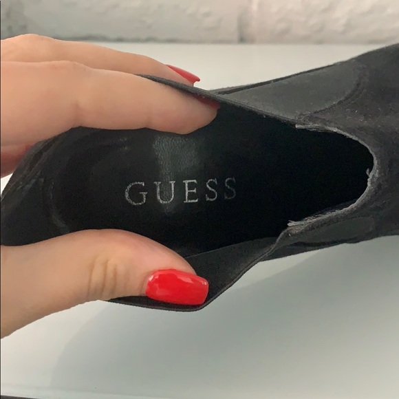 Guess Ortena Black Suede Ankle high heel boots 6M - Picture 3 of 5